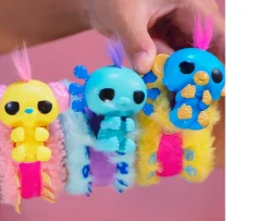 Ken Black Fingerlings Pinkies| Interactive Toys