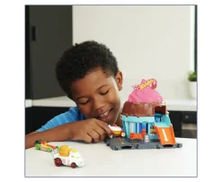 Ken Black Hot Wheels City Let's Race Netflix - Downtown Ice Cream Swirl Playset| Hot Wheels|Building & Vehicle Toys