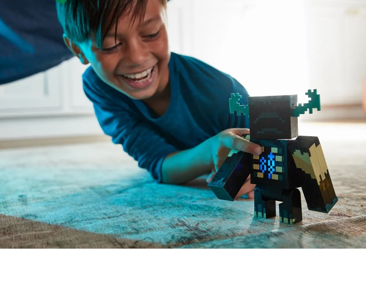 Ken Black Mine Craft The Warden ( Super Mob Boss)| Action Figures & Playsets